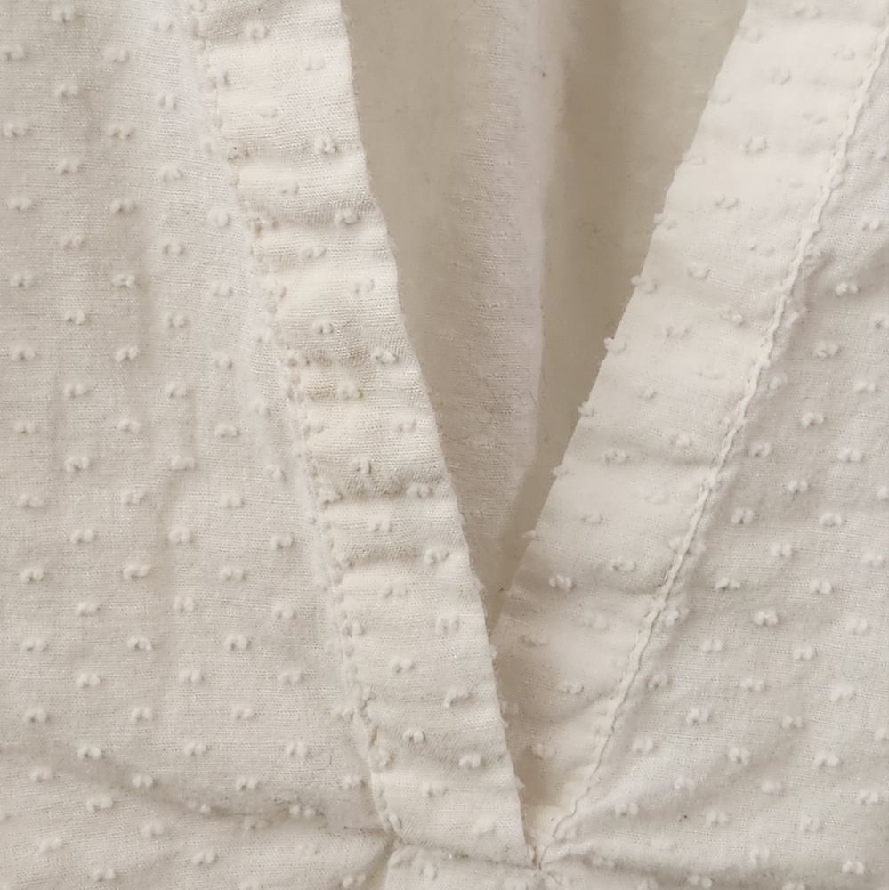 J. Crew Ruffle Trim V-neck Long Sleeve Textured Blouse White Extra Small XS - Picture 6 of 8